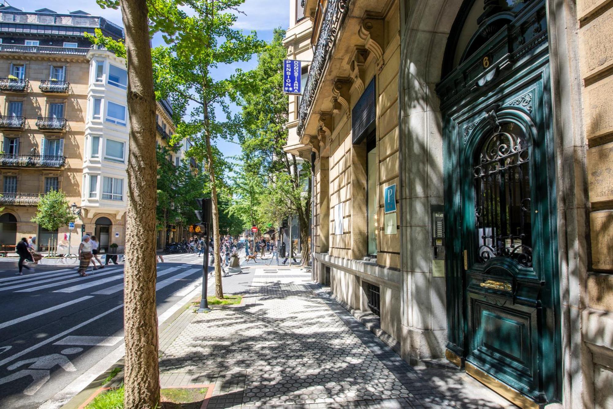 Pension Donostiarra Сан-Себастьян Екстер'єр фото